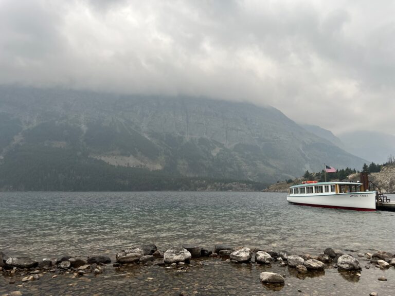 FCB4A7D0-F412-4054-96D9-8A4022896E53